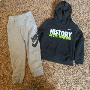 Nike outfit size 6, boys
